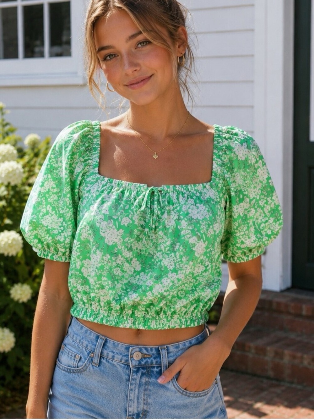 Green Floral Square-Neck Puff Sleeve Crop Top